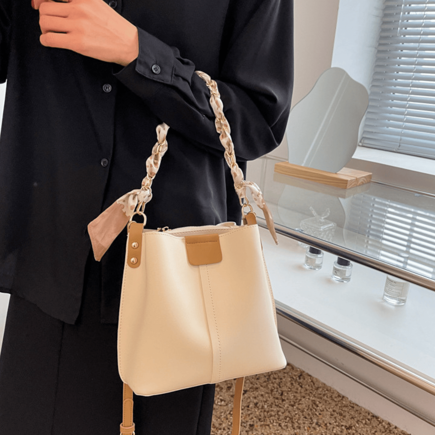 Chic Chain Bucket Tote Bag