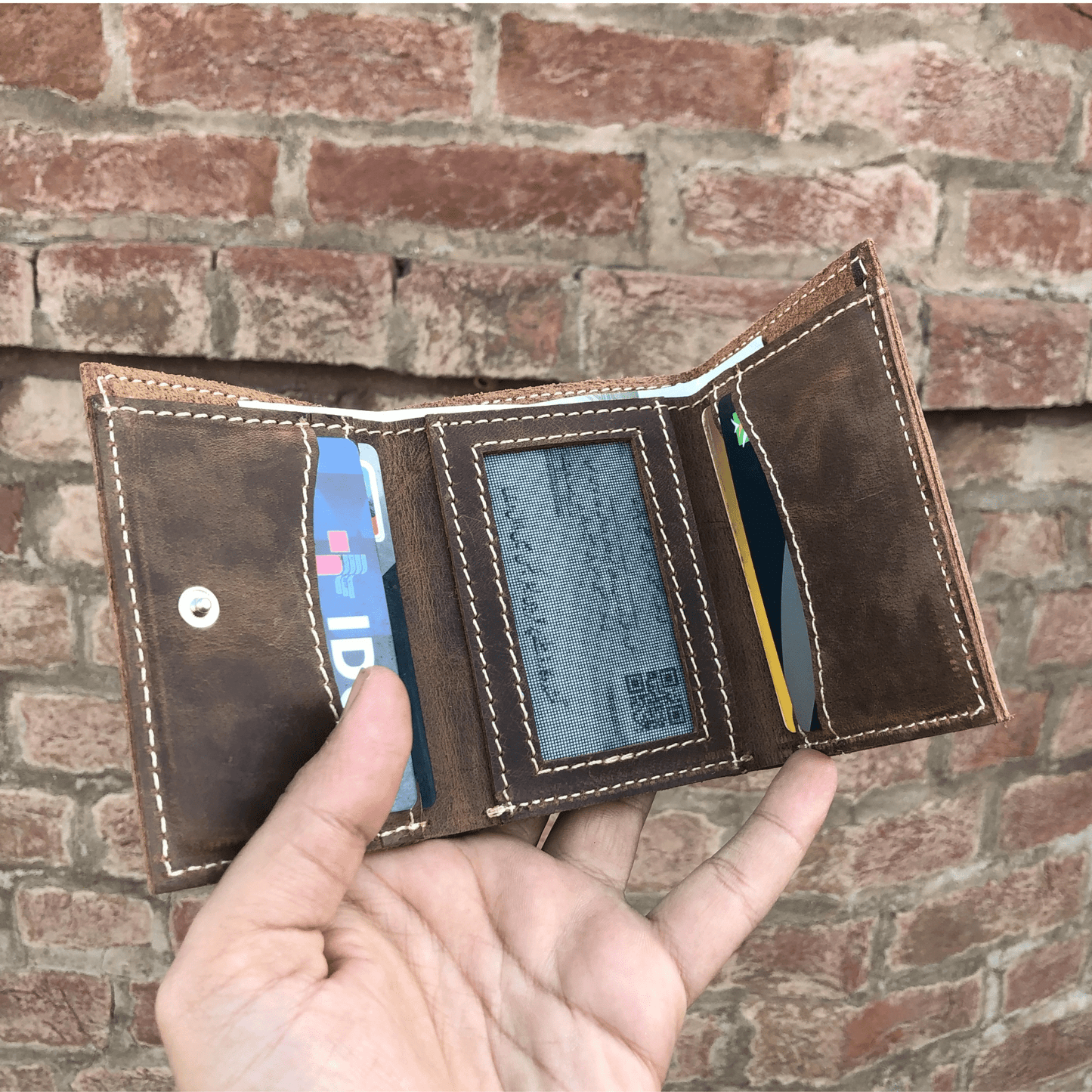 Rustic 1.0 - Trifold Leather Wallet